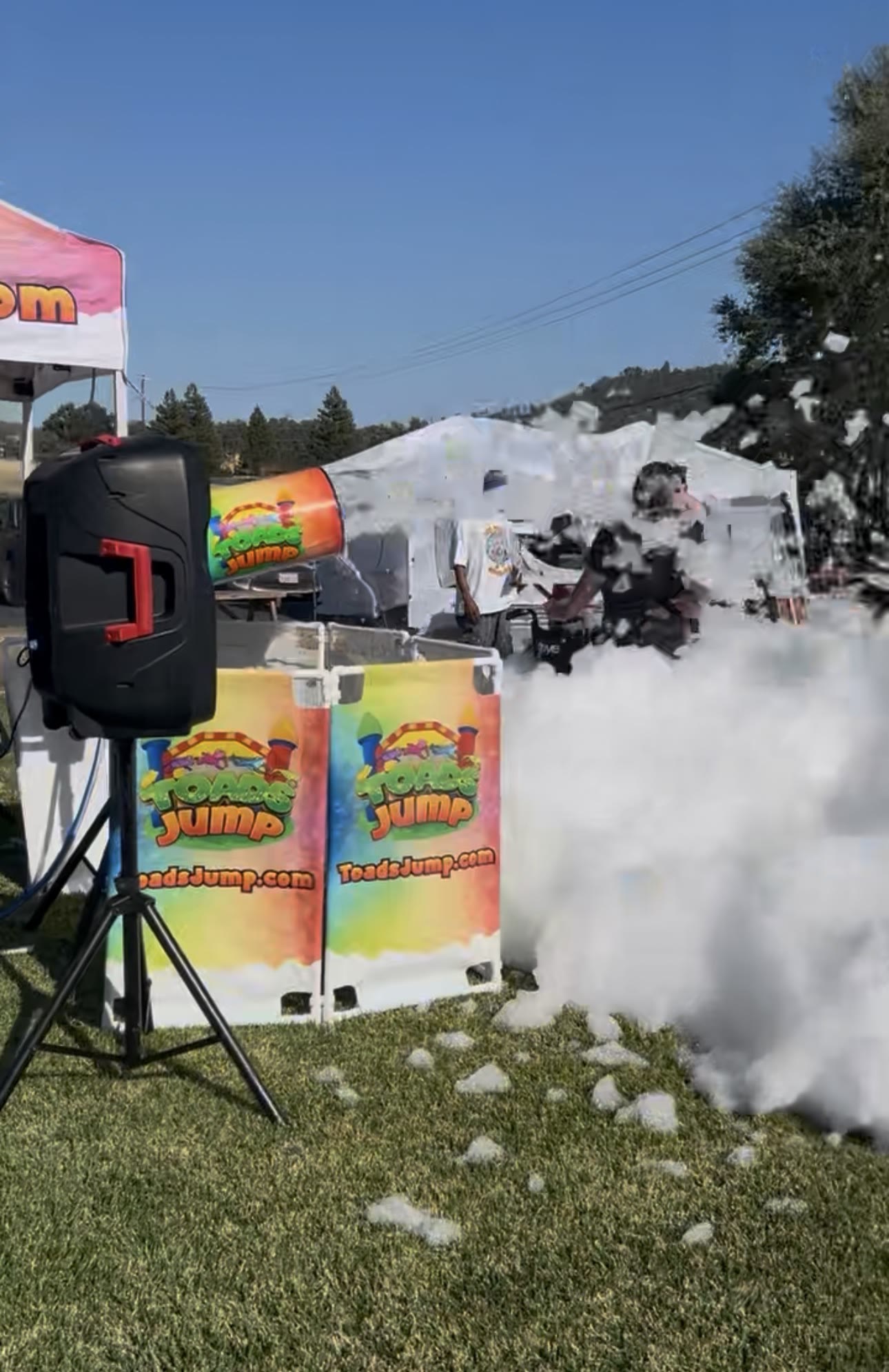 Speaker and foam cannon at a Toads Jump foam party